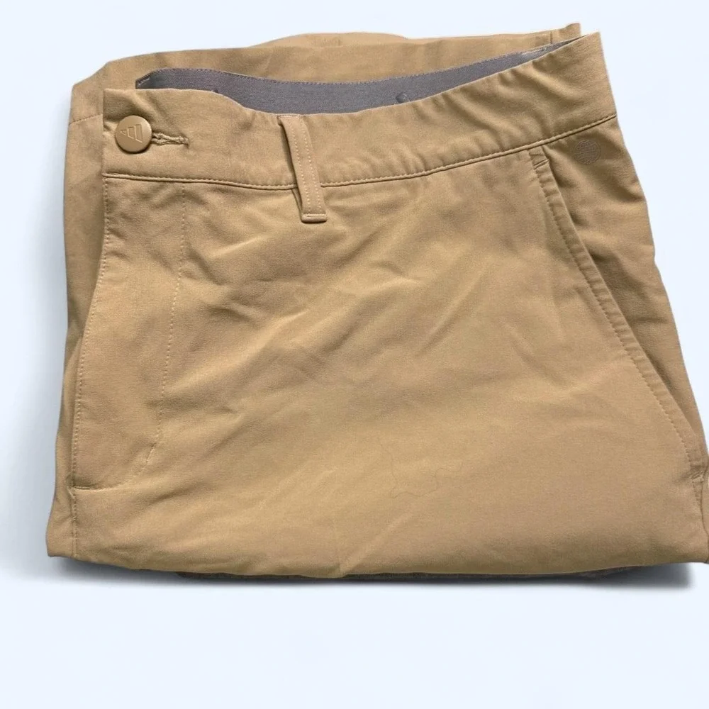 Adidas Men's 38 Khaki Stretch Performance Golf Shorts Flat Front Active Summer